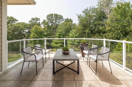 Deck virtually staged