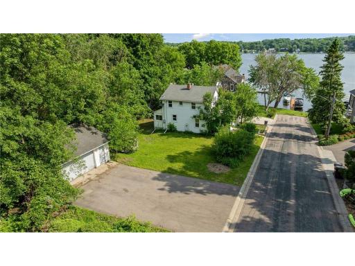 1575 Finch Lane Lane, Mound, MN 55364