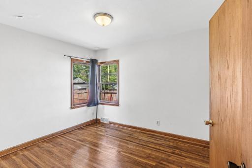 1351 3rd Street E, Saint Paul, MN 55106
