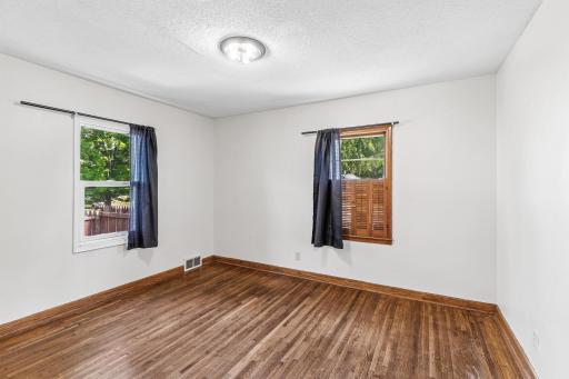1351 3rd Street E, Saint Paul, MN 55106