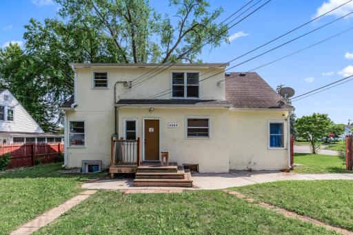 1351 3rd Street E, Saint Paul, MN 55106