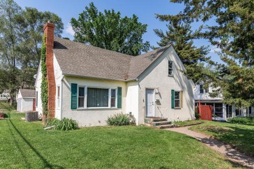 1351 3rd Street E, Saint Paul, MN 55106