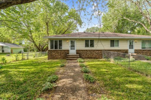 2135 Skillman Avenue E, Saint Paul, MN 55109