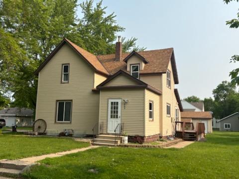664 12th Street, Windom, MN 56101