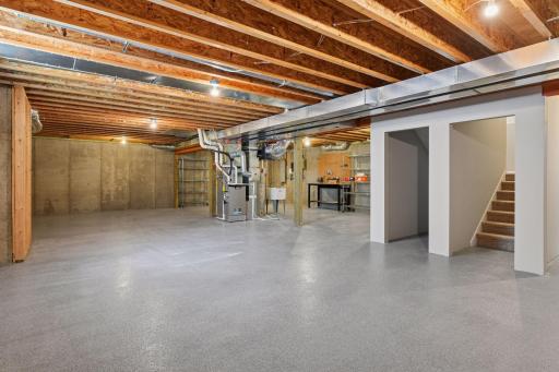 2100 Irving Avenue S, Minneapolis, MN 55405