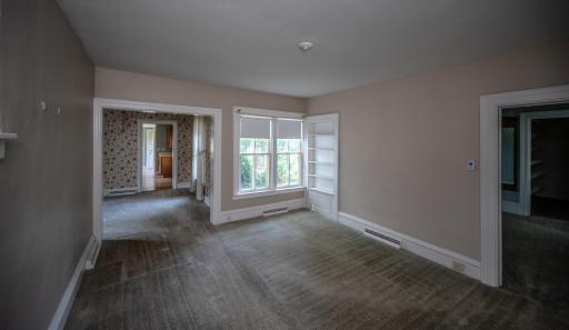 320 Walnut St Farmington MN-large-013-011-Living Room-1500x872-72dpi.jpg