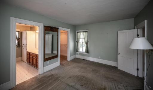 320 Walnut St Farmington MN-large-025-017-Primary Bedroom Ensuite-1500x879-72dpi.jpg
