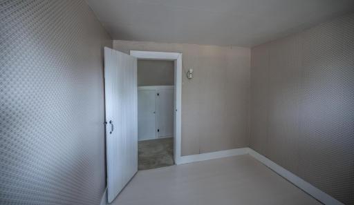 320 Walnut St Farmington MN-large-036-010-Office-1500x874-72dpi.jpg