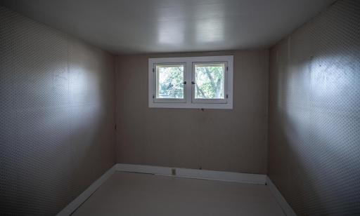 320 Walnut St Farmington MN-large-035-004-Office-1500x904-72dpi.jpg