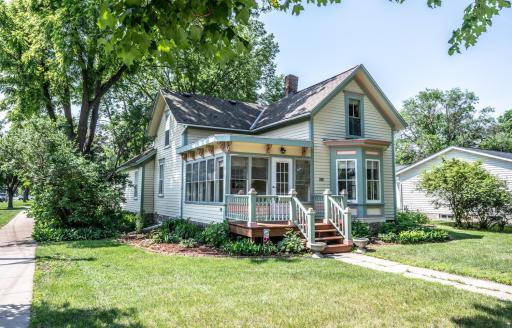 320 Walnut St Farmington MN-large-001-030-Front of Home-1500x963-72dpi.jpg