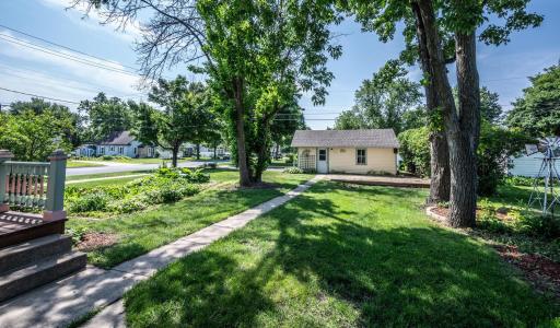 320 Walnut St Farmington MN-large-006-013-Back Yard-1500x882-72dpi.jpg