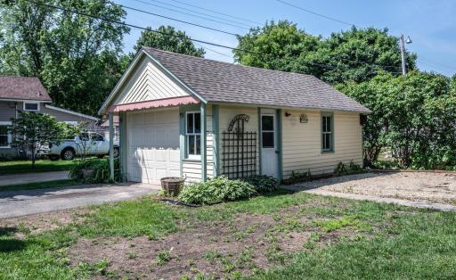 320 Walnut St Farmington MN-large-008-020-Garage-1500x920-72dpi.jpg