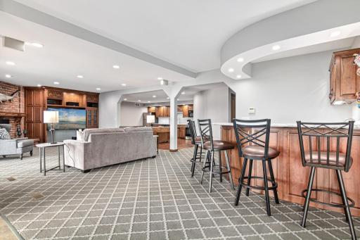 Step into the spacious rec room, where thereâs plenty of room to spread out and play. From movie marathons to card games and rainy day hangouts, itâs the ultimate zone for downtime.