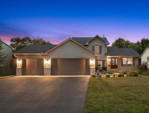 5630 Oak View Court, Savage, MN 55378