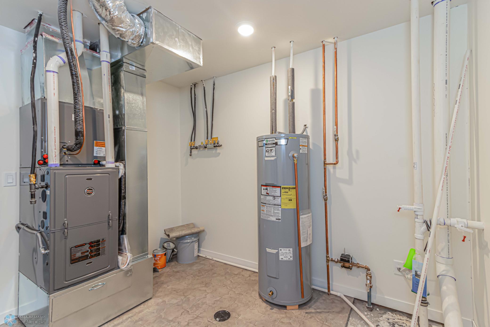 7369 29th St S, Fargo, ND-44.jpg