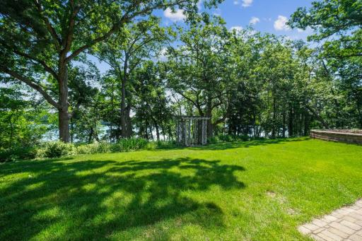 4849 Olson Lake Trail N, Lake Elmo, MN 55042