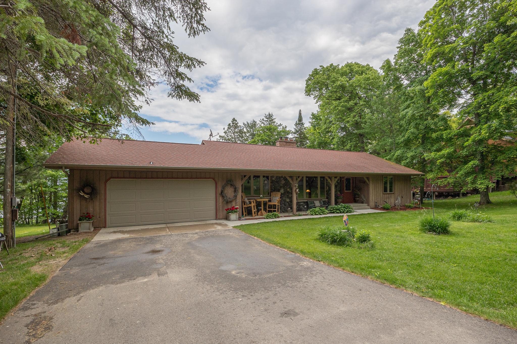 Large back covered porch.