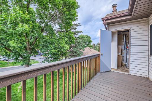 2060 Pathways Drive, 13, Saint Paul, MN 55119