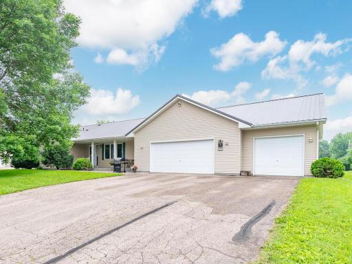 471 Brad St Hamburg MN 55339 USA-031-029-Brad StHamburg31-MLS_Size.jpg