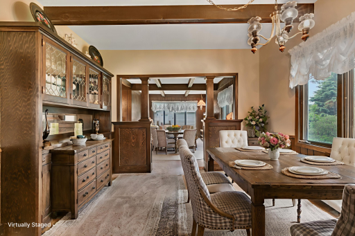 042A1049 - Dining Room - Farmhouse - 1.jpg