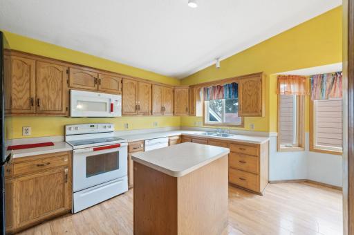 9307 Vincent Avenue N, Brooklyn Park, MN 55444