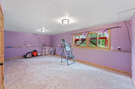 9307 Vincent Avenue N, Brooklyn Park, MN 55444