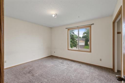9307 Vincent Avenue N, Brooklyn Park, MN 55444