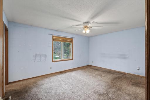 9307 Vincent Avenue N, Brooklyn Park, MN 55444