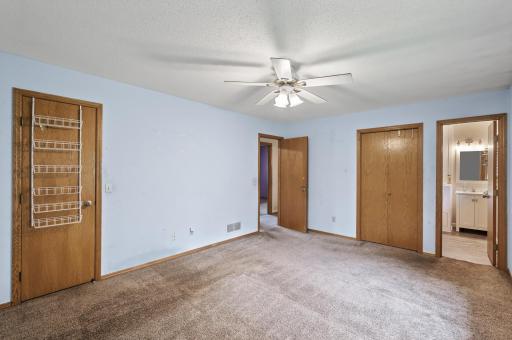 9307 Vincent Avenue N, Brooklyn Park, MN 55444