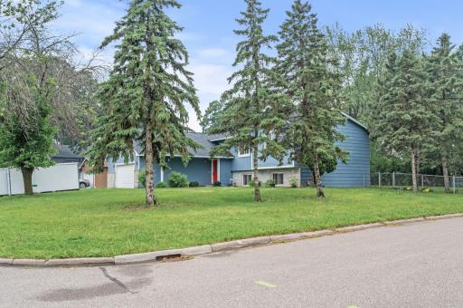 9307 Vincent Avenue N, Brooklyn Park, MN 55444