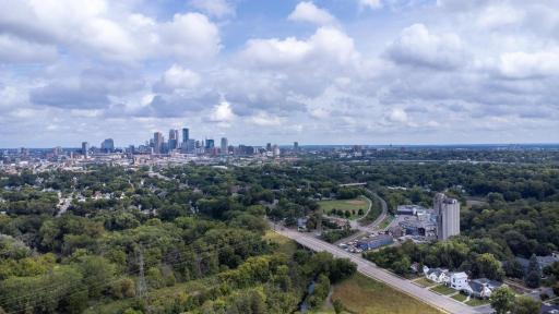 2713 Glenwood Avenue, Minneapolis, MN 55405