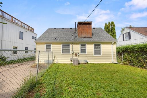 2713 Glenwood Avenue, Minneapolis, MN 55405