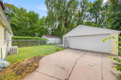 2713 Glenwood Avenue, Minneapolis, MN 55405