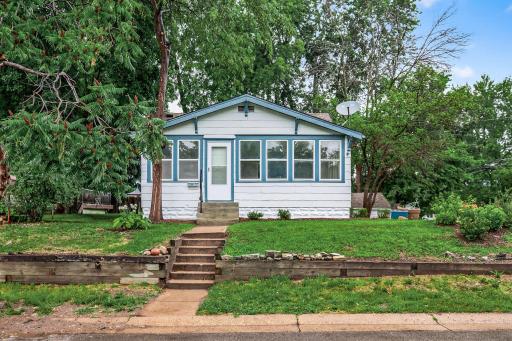 2015 Bush Avenue E, Saint Paul, MN 55119