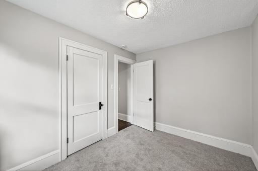 2015 Bush Avenue E, Saint Paul, MN 55119
