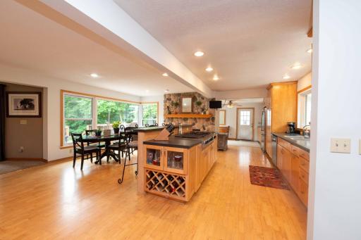 840 N Shore Drive W, Mound, MN 55364