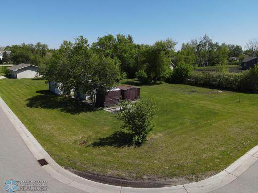 2799 65th Avenue S, Fargo, ND 58104