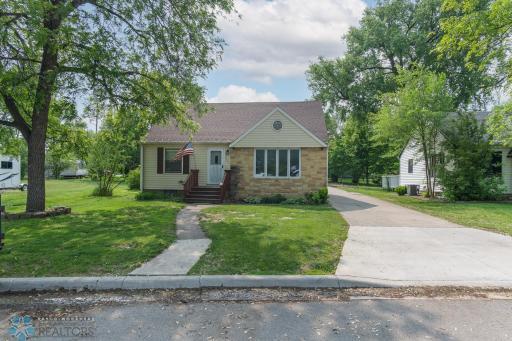 709 9th Street, Hawley, MN 56549