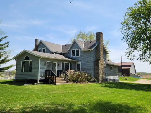 6200 37th Street W, Webster, MN 55088