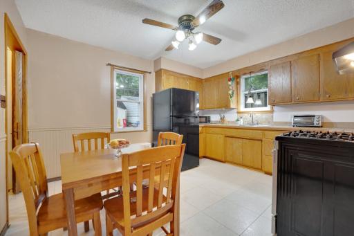 Eat in kitchen with plenty of cupboards and counter space