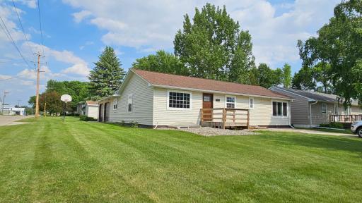 111 10th Avenue SE, Elbow Lake, MN 56531