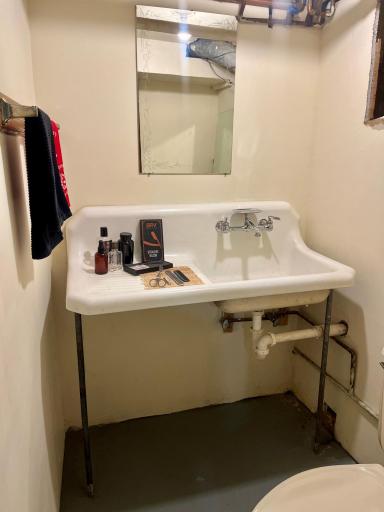 Vintage Sink in 3rd bath located in the basement