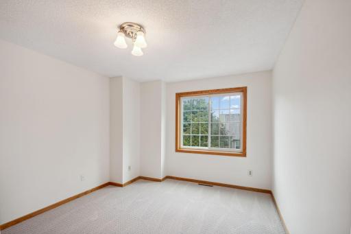 15309 Greenhaven Lane, 111, Burnsville, MN 55306