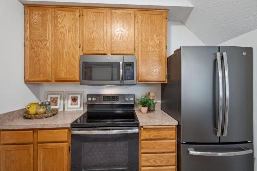 15309 Greenhaven Lane, 111, Burnsville, MN 55306