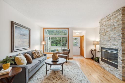 15309 Greenhaven Lane, 111, Burnsville, MN 55306