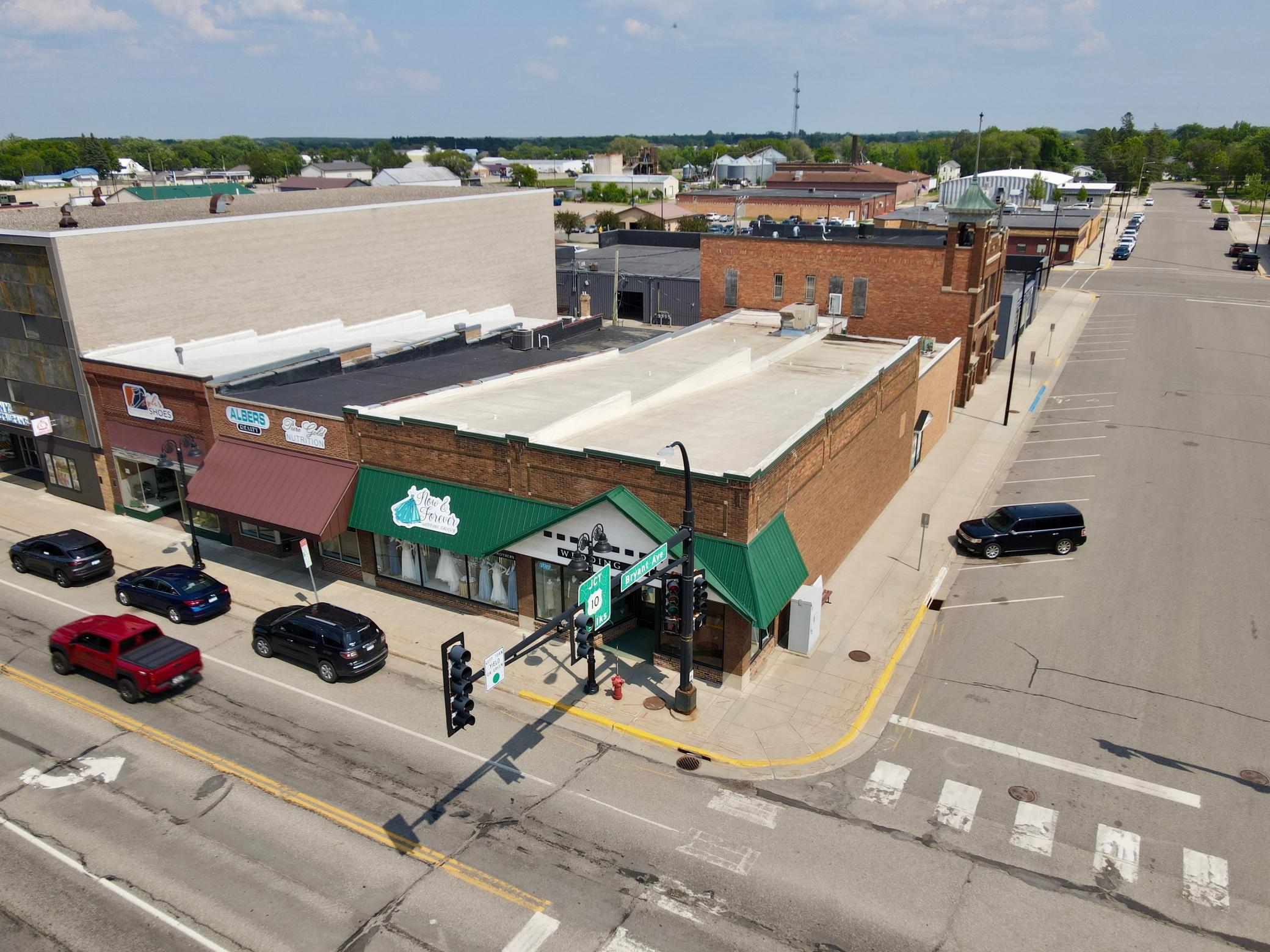 dji_fly_20250604_150912_909_1749067769949_photo.jpeg