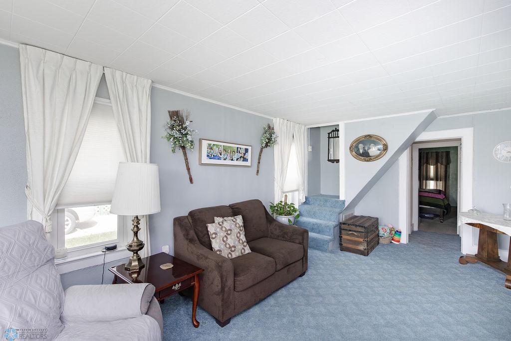 livingroom.jpg