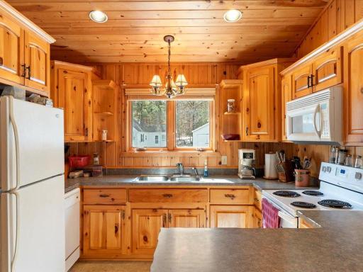 9174 Aloha Lane, Pequot Lakes, MN 56472