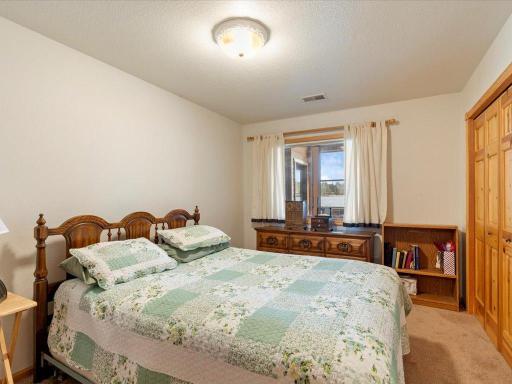 9174 Aloha Lane, Pequot Lakes, MN 56472