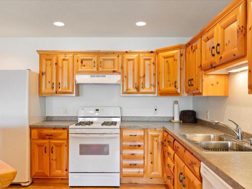 9174 Aloha Lane, Pequot Lakes, MN 56472